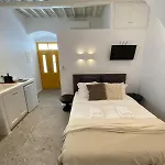 Mooi Downtown Mykonos Town